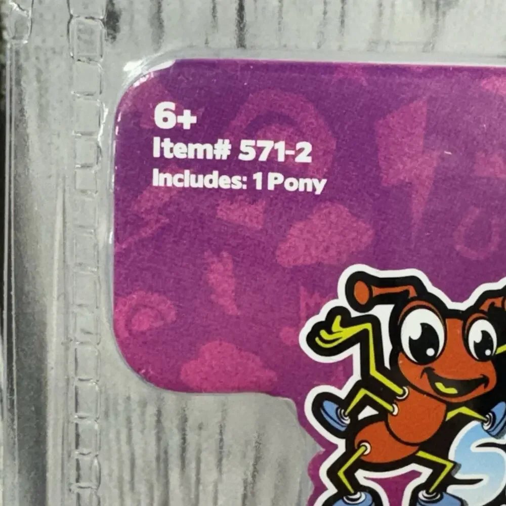 World's Smallest My Little Pony IZZY MOONBOW Micro Figure Horse Leg Motion